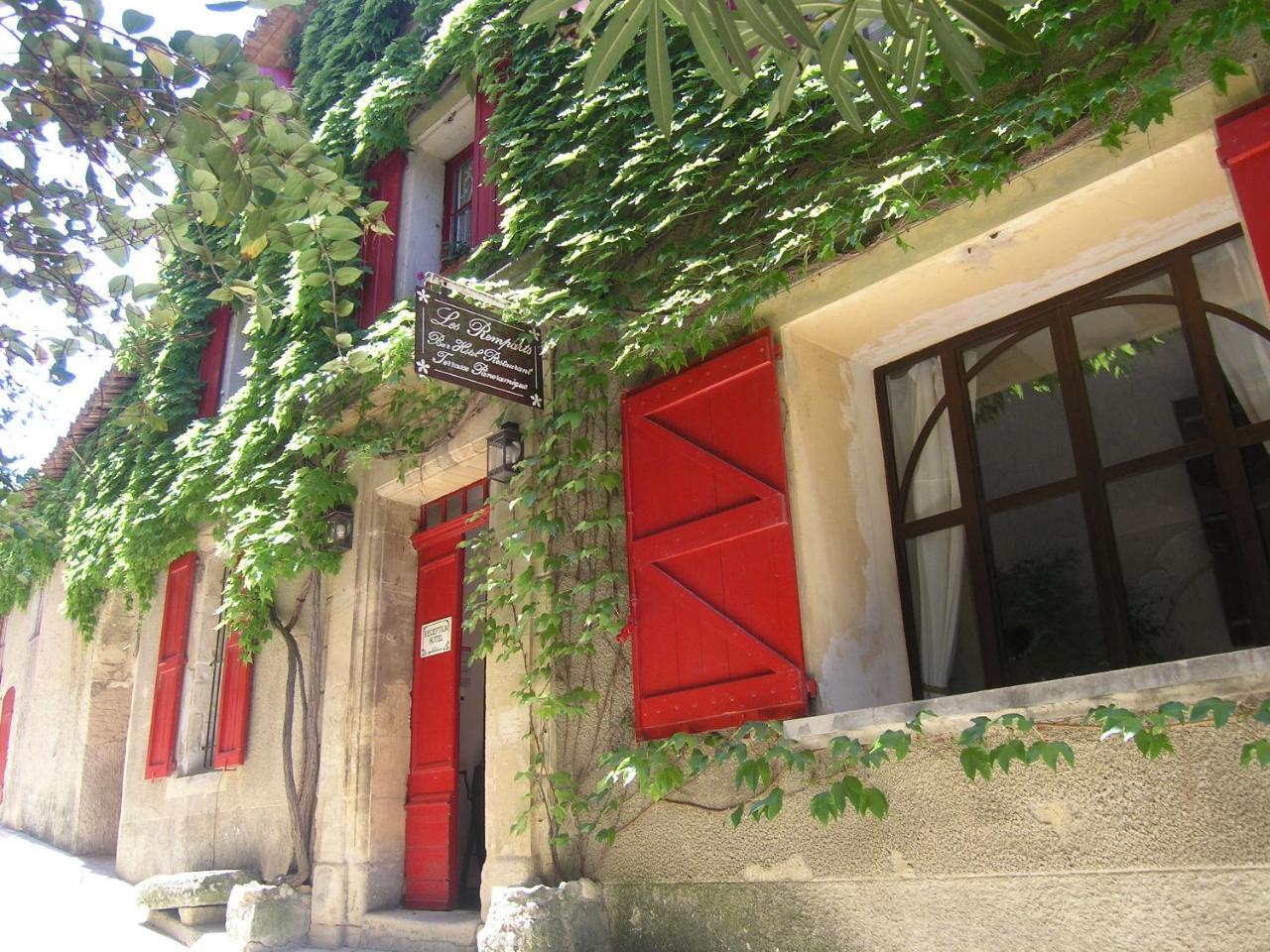 Hotel Les Remparts Венаск Екстериор снимка